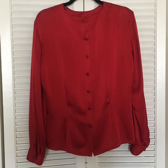 100% Silk Red Dana Bachman Top - Picture 2 of 6